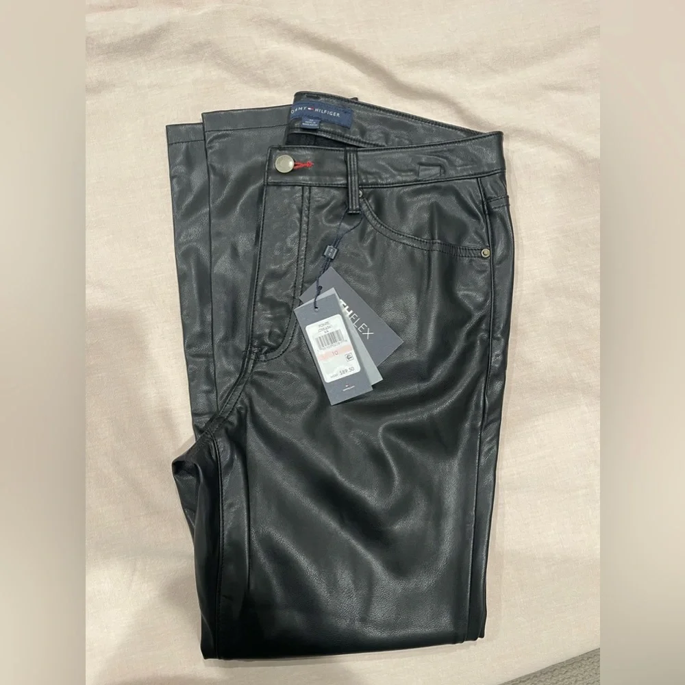 Tommy Hilfiger Tribeca faux leather skinny ankle pants. - Picture 4 of 5